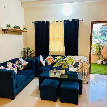 Zoomstay - 3Bhk Apartments バラナシ エクステリア 写真