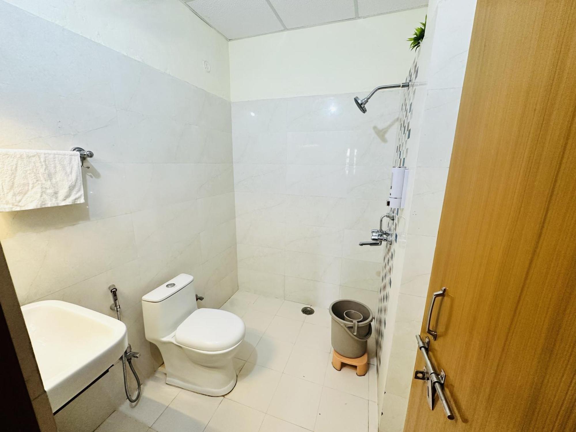 Zoomstay - 3Bhk Apartments バラナシ エクステリア 写真