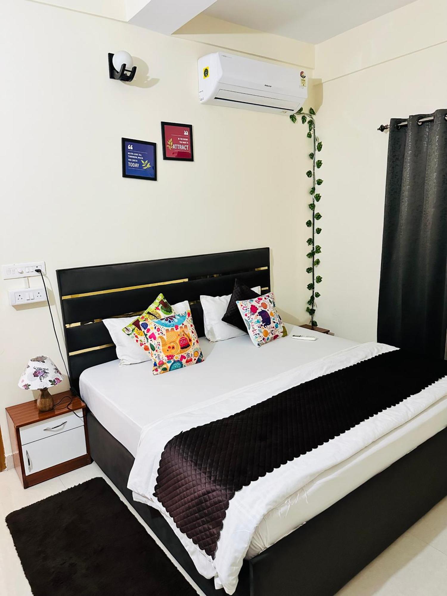 Zoomstay - 3Bhk Apartments バラナシ エクステリア 写真